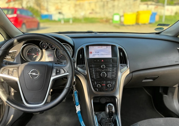 Opel Astra cena 18900 przebieg: 335000, rok produkcji 2012 z Złotoryja małe 106